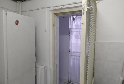 Garsonieră decomandată în Central - 4