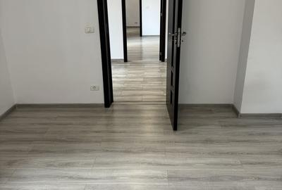 Casă cu 4 camere cu Teren 75 Mp în Tei - 7
