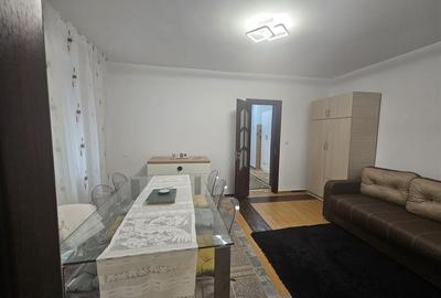 Apartament cu 2 camere nedecomandat, mobilat în Tudor Vladimirescu