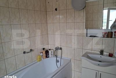 Casă cu 4 camere cu Teren 556 Mp în Apahida