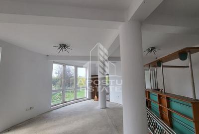 Casă cu 5 camere cu Teren 600 Mp în Mehala - 10