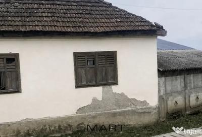 Casă cu 3 camere cu Teren 826 Mp în Sebeșu de Sus