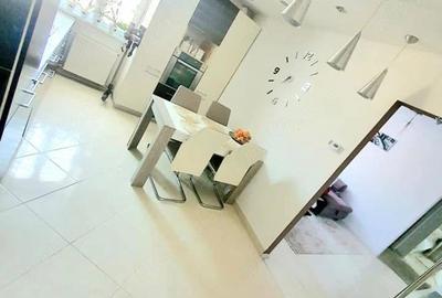 Apartament cu 3 camere semidecomandat, mobilat în Libertății - 1