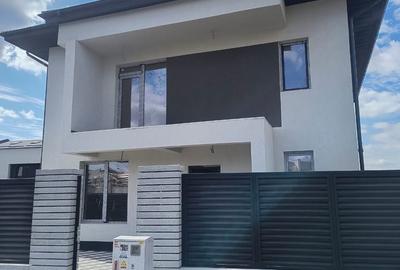 Casă cu 5 camere cu Teren 406 Mp în Central - 3