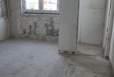 Apartament cu 2 camere semidecomandat în Micro 16 - 2