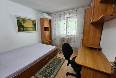 Apartament cu 2 camere semidecomandat, mobilat în Mircea cel Bătrân