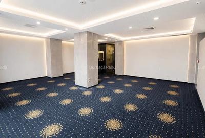 Spațiu comercial, de 150 mp, în Central