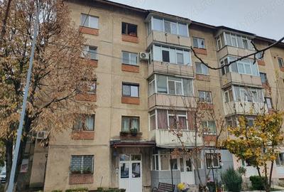 Apartament cu 3 camere decomandat în Central - 2