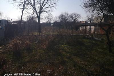 Casă cu Teren 1100 Mp în Central