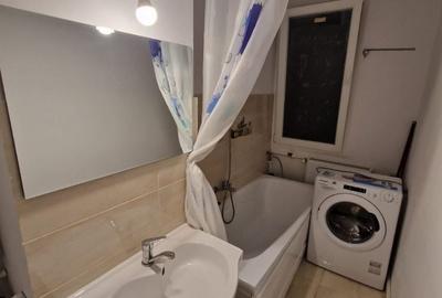 Garsonieră decomandată în Valea Ialomiței