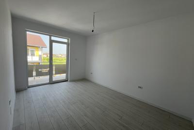 Apartament cu 3 camere decomandat în Giroc