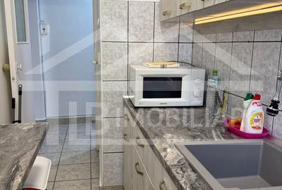 Apartament cu 3 camere semidecomandat în 7 Noiembrie - 9