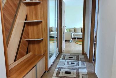 Apartament cu 2 camere decomandat în George Enescu