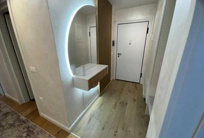Apartament cu 3 camere decomandat în Tractorul - 3