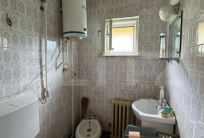 Casă cu 5 camere cu Teren 3000 Mp în Horea - 2