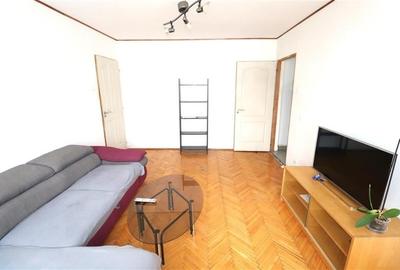 Apartament cu 3 camere, zona Sagului - 2