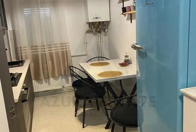 Apartament cu 3 camere decomandat în Central - 2