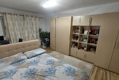 Apartament doua camere decomandat, etajul 3, Brazda zona Scoala 23 Apartament doua camere decomandat, etajul 3, Brazda zona Scoala 23 - 1