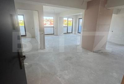 Apartament cu 4 camere decomandat în Zorilor