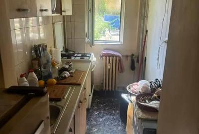Apartament cu 2 camere semidecomandat în Berceni - 2