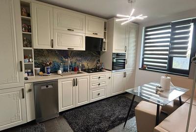 Casă cu 4 camere cu Teren 325 Mp în Podu Roș - 10