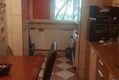 Apartament 4 camere decomandat Fizicienilor