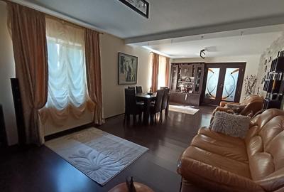 Casa/Vila de Vanzare ULTRACENTRAL - 4