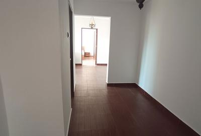 Apartament cu 3 camere decomandat în Central - 7