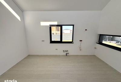 Casă cu 4 camere cu Teren 600 Mp în Bucium