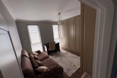 Apartament cu 3 camere în Central - 3