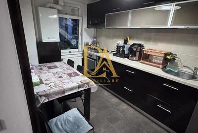 Apartament cu 2 camere decomandat, mobilat în Central