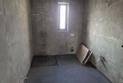 Casă cu 4 camere cu Teren 431 Mp în Central - 8