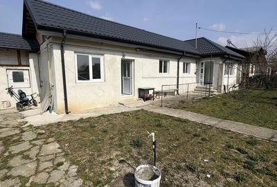 Casă cu 4 camere în Lipănești - 7