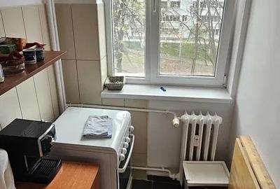 Garsoniera Drumul Taberei metrou Favorit - 7