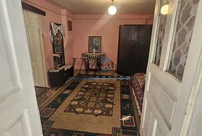 Casă cu 3 camere cu Teren 1600 Mp în Bucerdea Grânoasă - 1