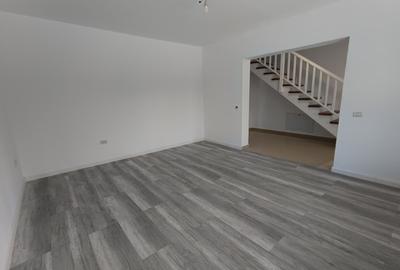 Duplex cu 4 camere cu Canalizare în Valea Lupului - 2