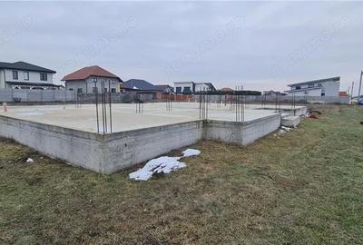 Casă cu Teren 722 Mp în Livada - 8