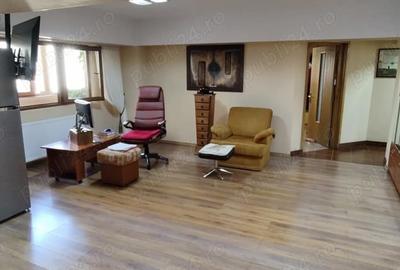 Apartament cu 3 camere decomandat în Decebal - 5