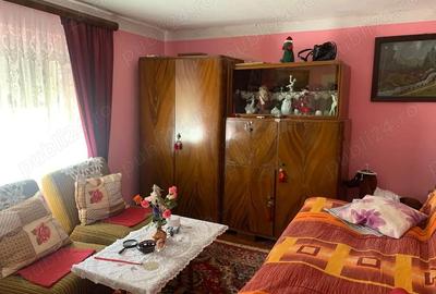 Casă cu 3 camere cu Teren 439 Mp în Central - 5