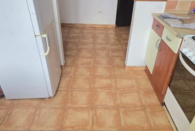 Apartament cu 3 camere semidecomandat în Central - 9