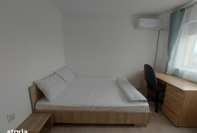 Apartament cu 3 camere decomandat în Micro 4 - 5