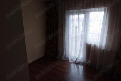 Apartament cu 3 camere decomandat în Alfa
