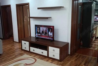 Inchiriez apartament 3 camere Inchiriez apartament 3 camere - 1