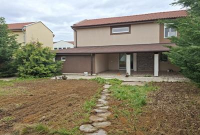 Casă cu 4 camere în Paleu - 5