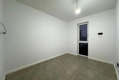 Apartament cu 3 camere decomandat în Girocului - 15