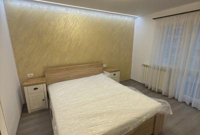 Apartament cu 2 camere decomandat în Central - 1