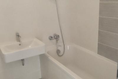 Proprietar închiriez  TERMEN LUNG ap. 2 Camere - 3