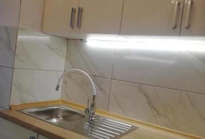 Garsonieră decomandată în Județean - 2