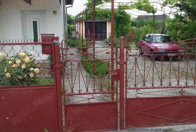 Vind casa cu teren Intravilan in Rimnicu-Vilcea Str. Buridava 34 - 1