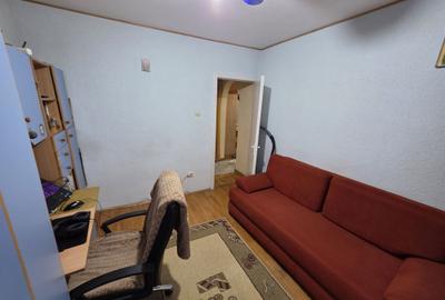 Apartament cu 2 camere decomandat în Central - 2